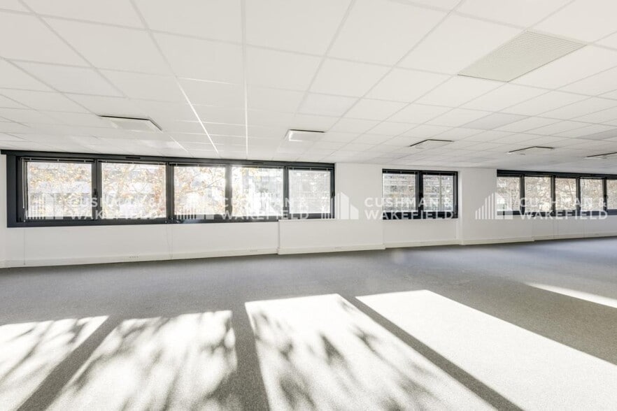 Office in Boulogne-Billancourt to rent - Interior Photo - Image 3 of 8