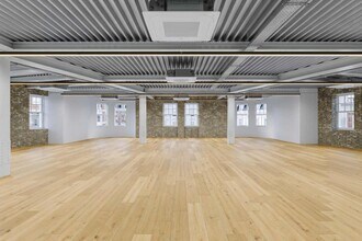 140 Tabernacle St, London to rent Interior Photo- Image 1 of 7