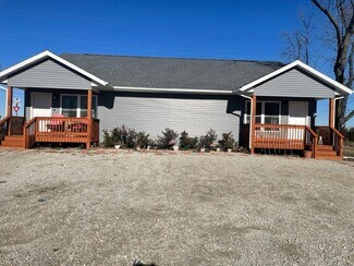 More details for 528 Curry Ave, Illiopolis, IL - Specialist for Sale