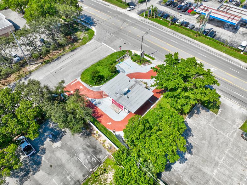 1116 Hypoluxo Rd, Lake Worth, FL for sale - Aerial - Image 2 of 4