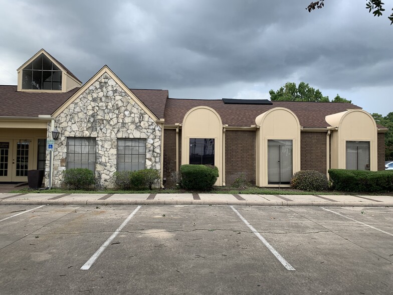 11111 Jones Rd, Houston, TX for sale - Building Photo - Image 2 of 22