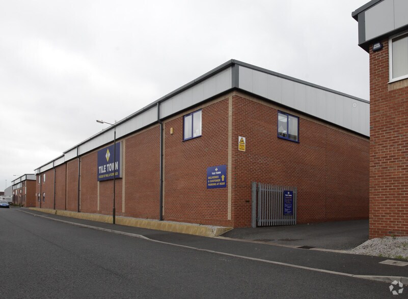 15 Jubilee Business Park, Derby to rent - Building Photo - Image 2 of 6