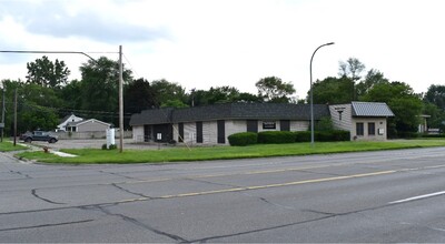 28275 5 Mile Rd, Livonia, MI for sale Building Photo- Image 1 of 6