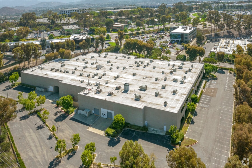 16868 Via del Campo Ct, San Diego, CA to rent - Aerial - Image 3 of 4