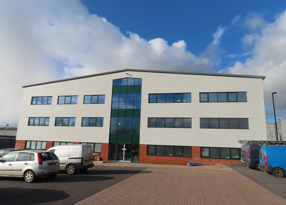 1 Hawkesworth Rd, Yate for sale Primary Photo- Image 1 of 1