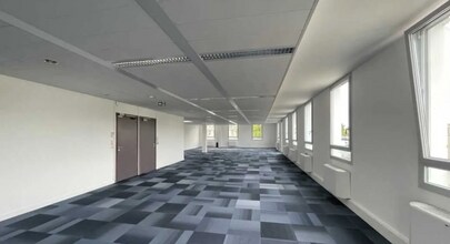 11 Rue Pascal, Bron to rent Interior Photo- Image 2 of 4