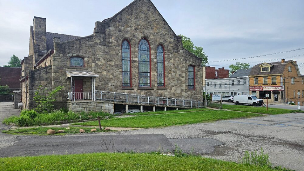 1907 Brownsville Rd, Pittsburgh, PA for sale - Building Photo - Image 1 of 1