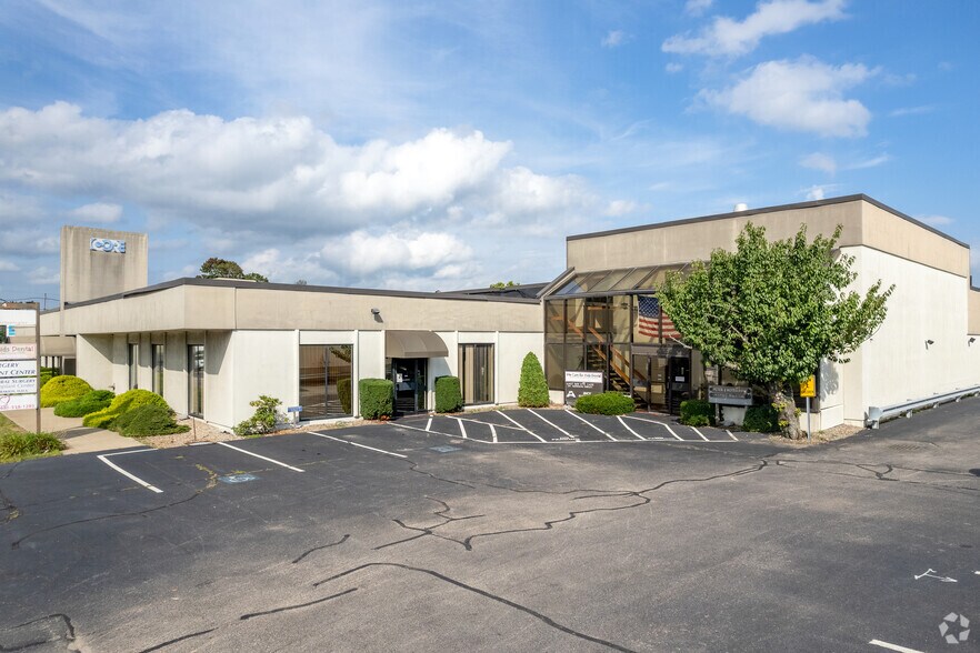 2224 Pawtucket Ave, East Providence 02914 UK