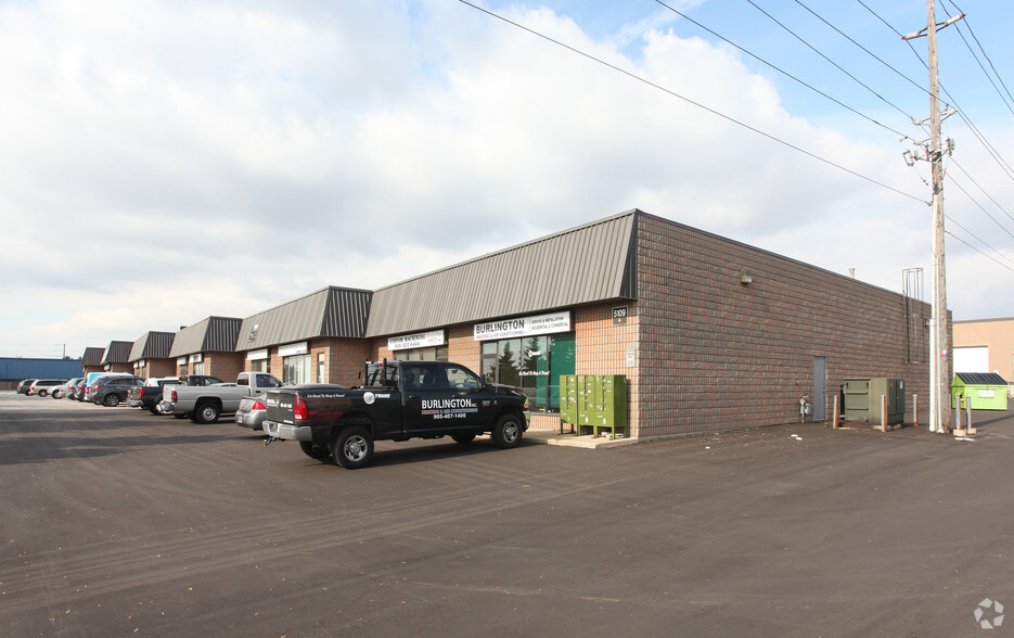 5109 Harvester Rd, Burlington, ON for rent - Building Photo - Image 2 of 2