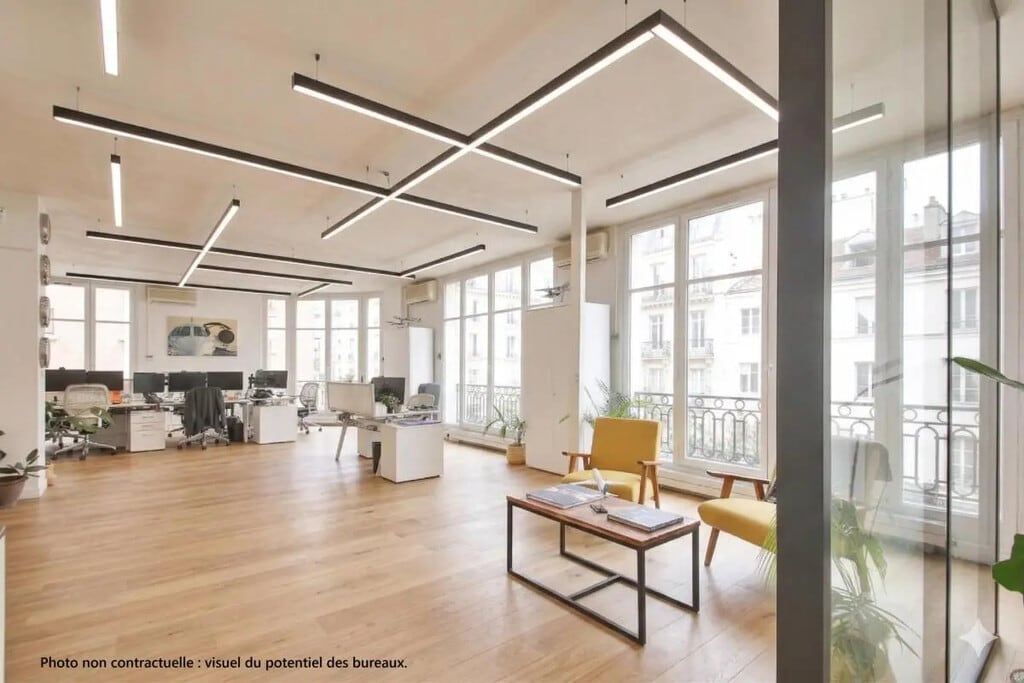Location Bureaux 278 m² - Photo 1