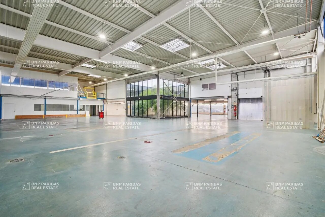 Light Industrial in Champigny-sur-Marne for sale Interior Photo- Image 1 of 12