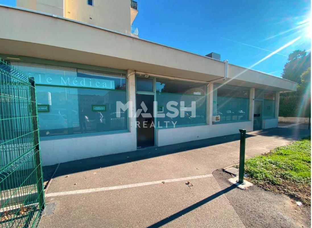 Office in Vienne for sale Building Photo- Image 1 of 8