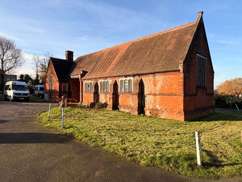 64 Pinner Rd, Harrow to rent - Building Photo - Image 3 of 4