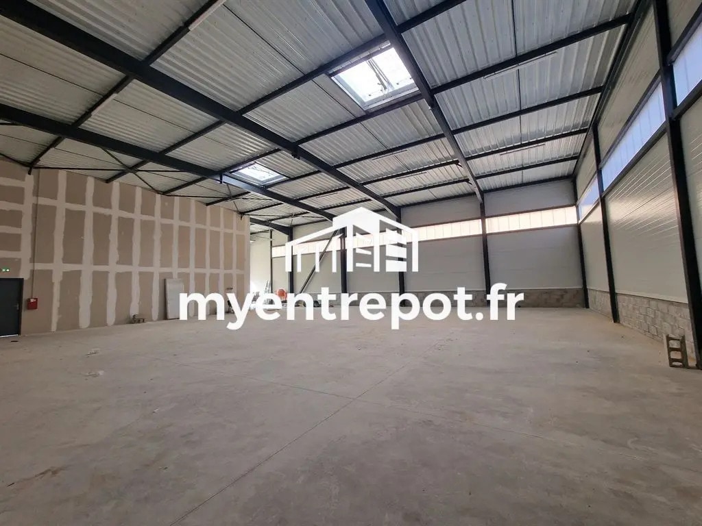 Industrial in Marseille to rent Interior Photo- Image 1 of 6