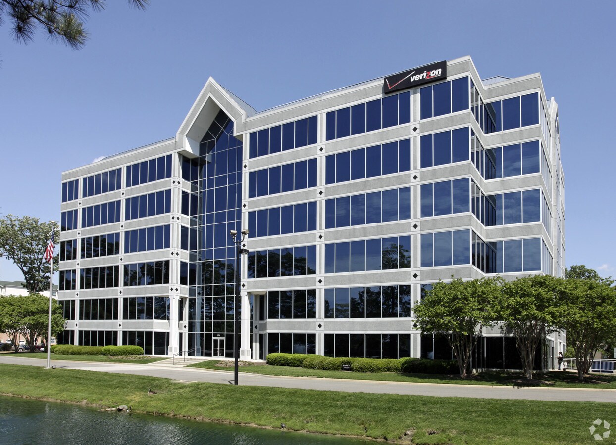 5701 Cleveland St, Virginia Beach 23462 UK