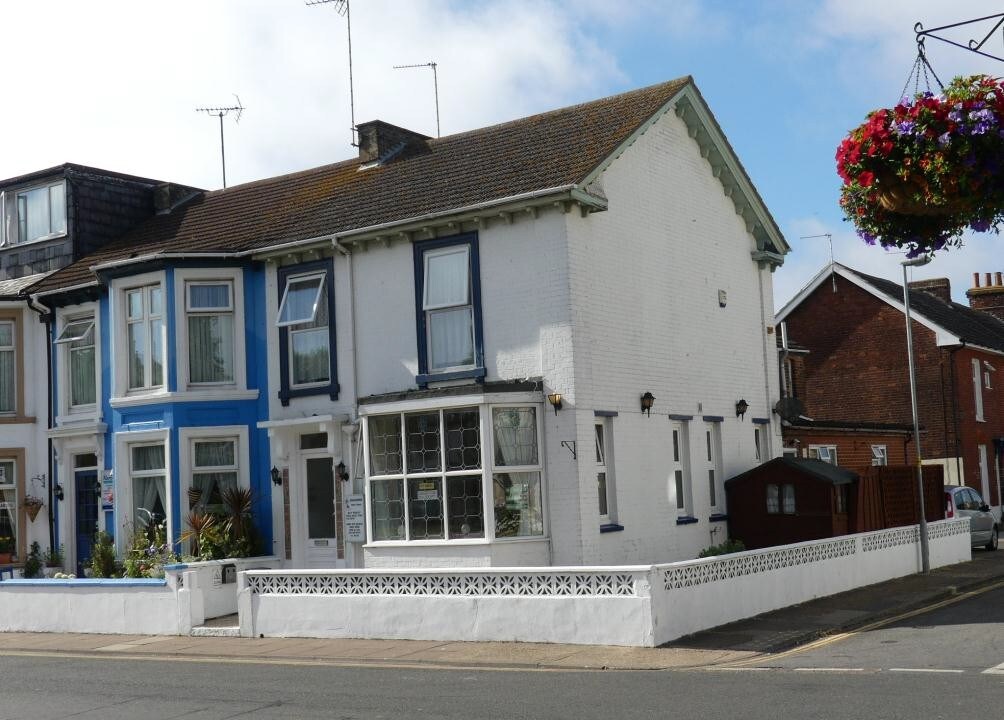 13 Trafalgar Rd, Great Yarmouth for sale Primary Photo- Image 1 of 1