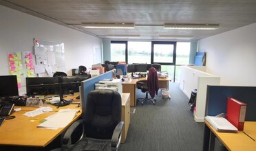 Weston Hall Rd, Stoke Prior to rent Interior Photo- Image 2 of 5