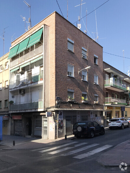 Calle De La Huerta De Castañeda, 38, Madrid, Madrid for sale - Primary Photo - Image 1 of 2