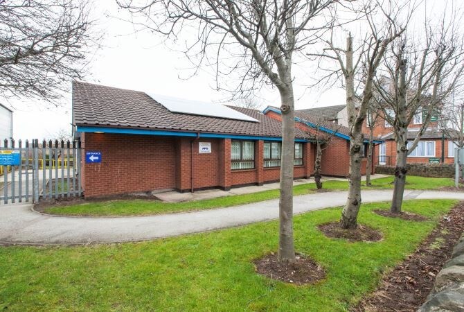 2 Forest St, Sutton In Ashfield for sale Primary Photo- Image 1 of 1