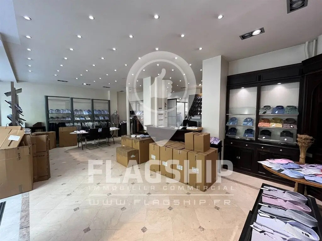 Location Commerce 213 m² - Photo 1