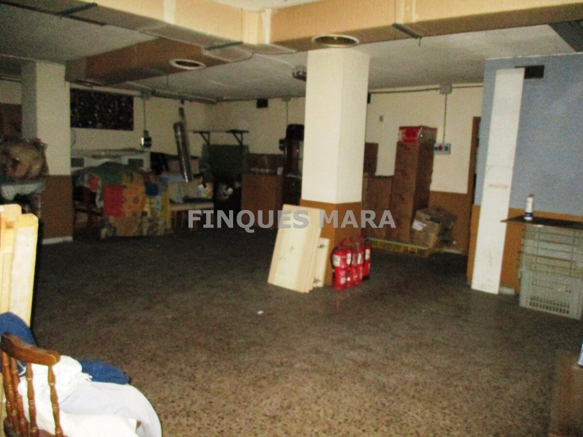 Sant Boi de Llobregat, BAR 08830 - - - Interior Photo - Image 2 of 4