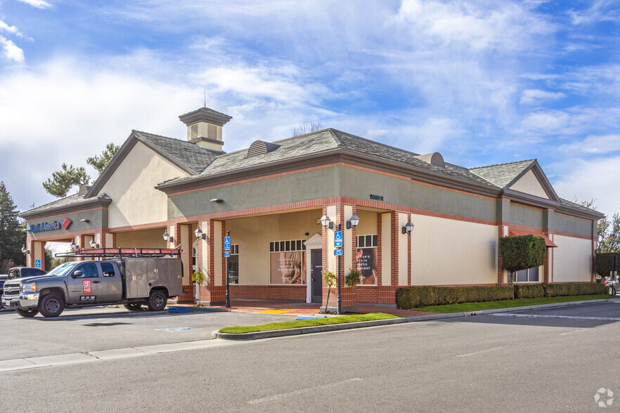 9000 Ming Ave, Bakersfield, CA for sale - Primary Photo - Image 1 of 1