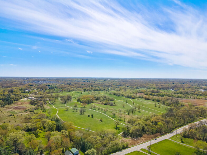 11200 Whitcomb St, Crown Point, IN for sale - Building Photo - Image 1 of 10