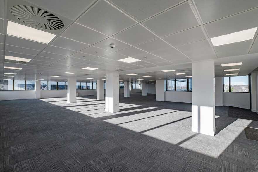 Union Row, Aberdeen to rent - Interior Photo - Image 2 of 4