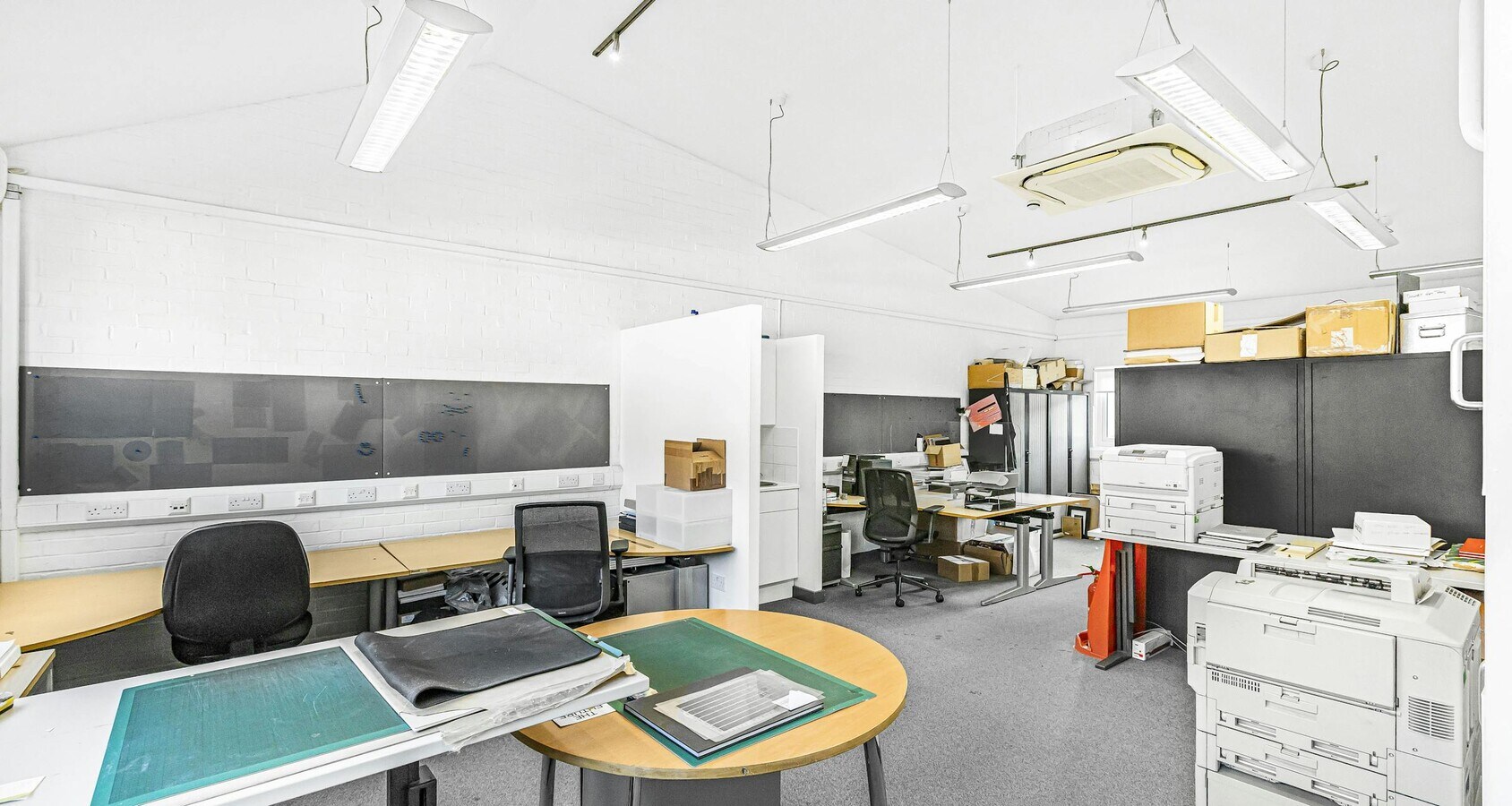472 Hackney Rd, London, LND E2 9EQ - Unit 1 -  - Interior Photo - Image 1 of 4