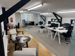 23-25 Lower St, Stansted to rent Interior Photo- Image 2 of 3