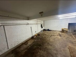 70 High St, West Drayton to rent Interior Photo- Image 1 of 3