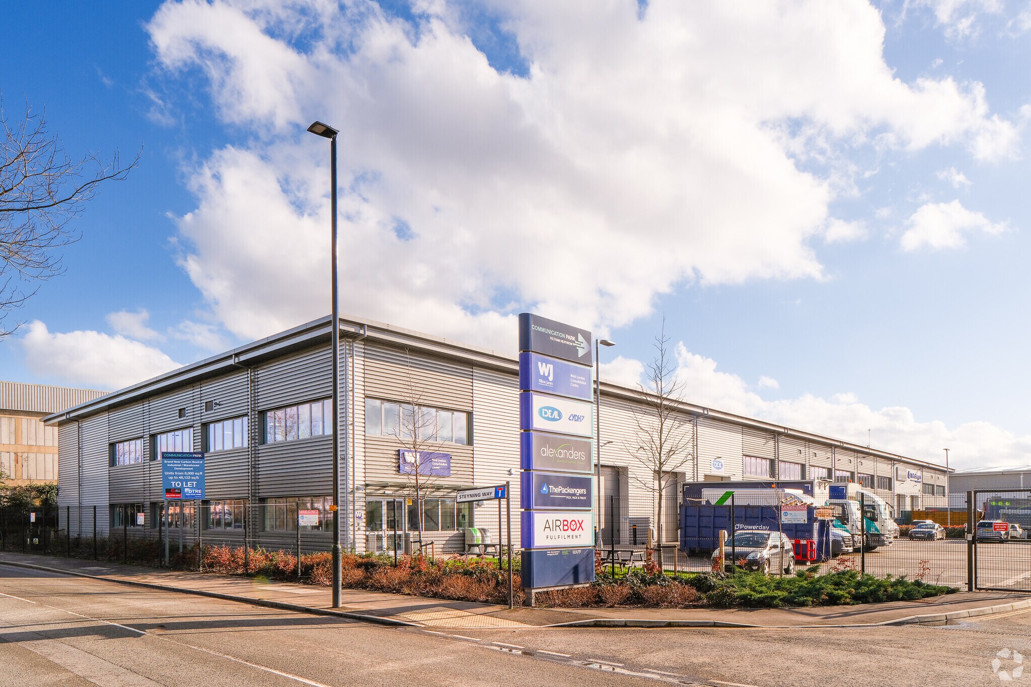 Steyning Way, Hounslow for sale Primary Photo- Image 1 of 1