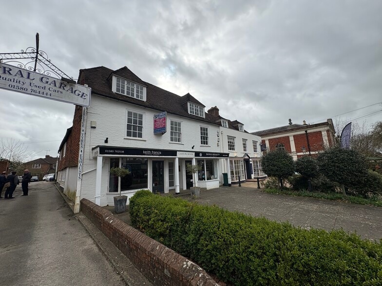63-65 High St, Tenterden to rent - Building Photo - Image 2 of 9