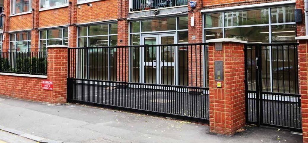 16 Tudor Grv, London for sale Primary Photo- Image 1 of 1