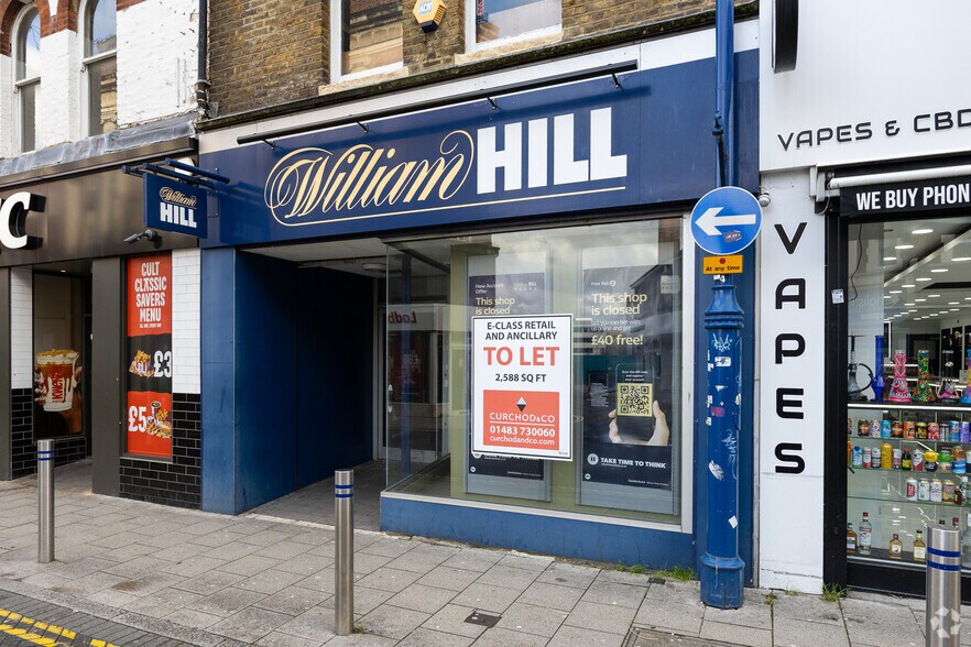 27 Chertsey Rd, Woking to rent - Building Photo - Image 2 of 2