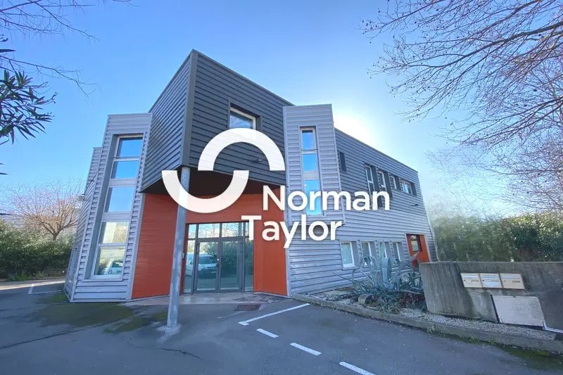 Vente Bureaux 511 m² - Photo 1