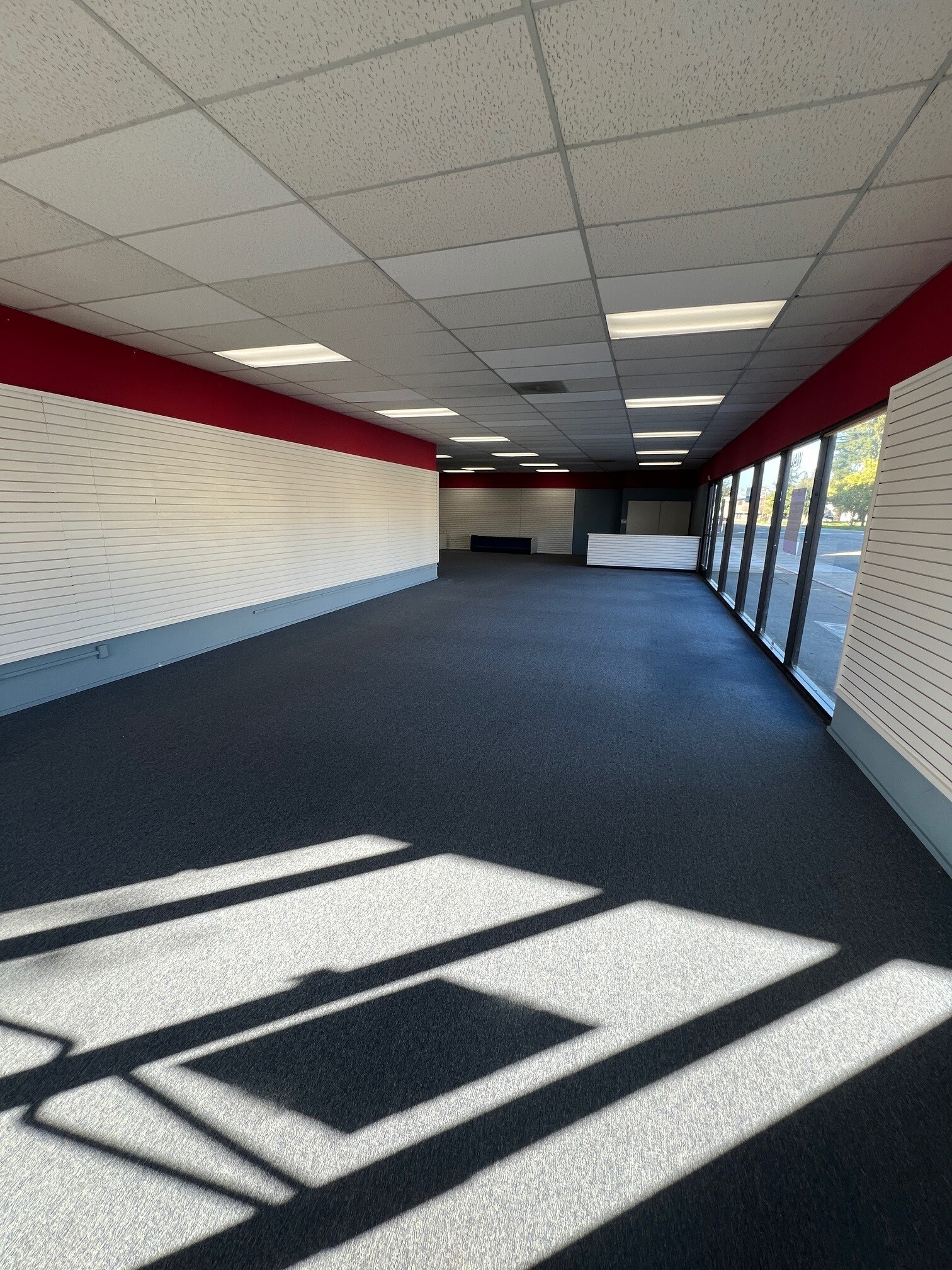 900 4th St, Santa Rosa, CA to rent Interior Photo- Image 1 of 6