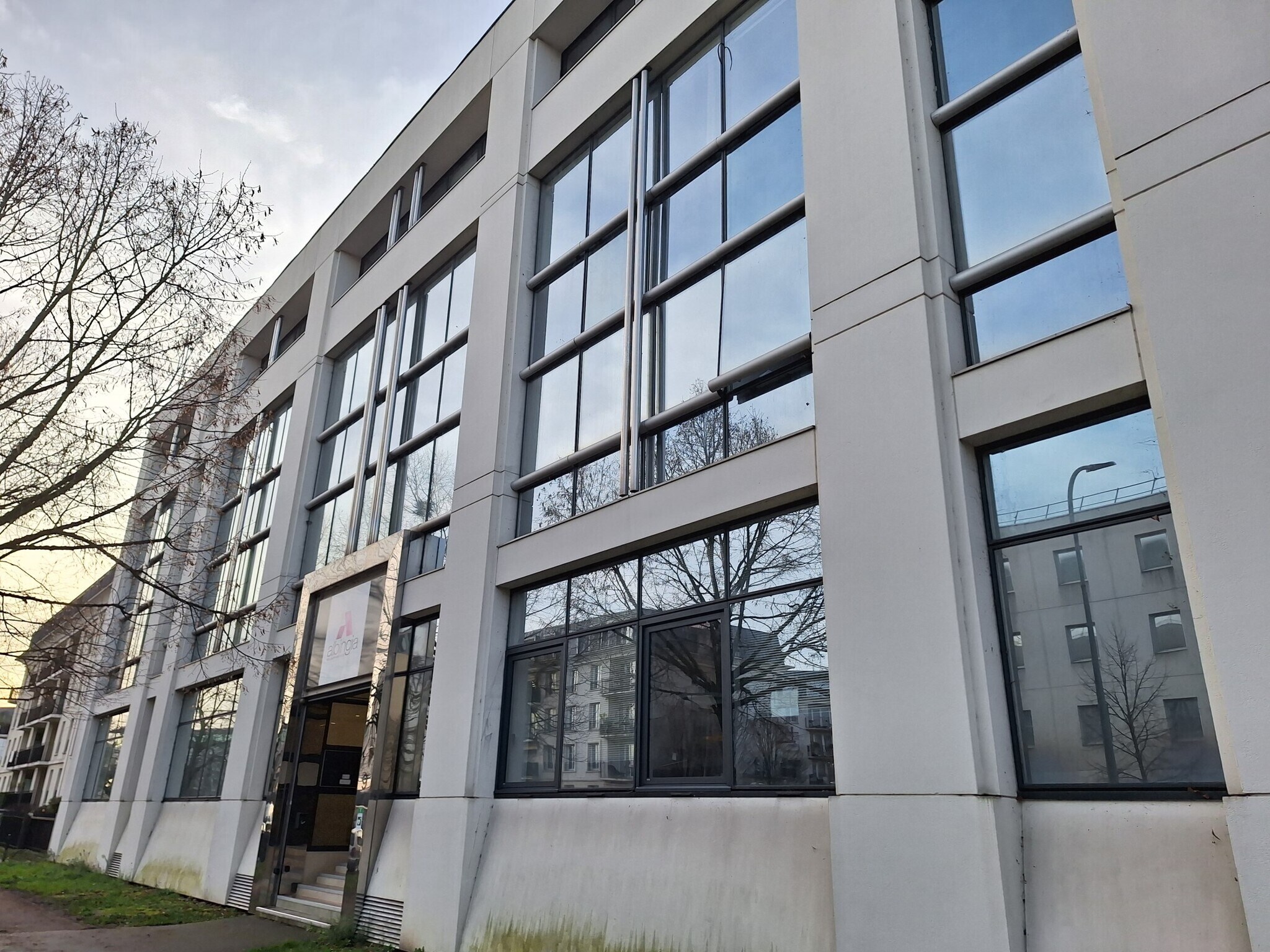 7-9 Allée Haussmann, Bordeaux to rent Building Photo- Image 1 of 13