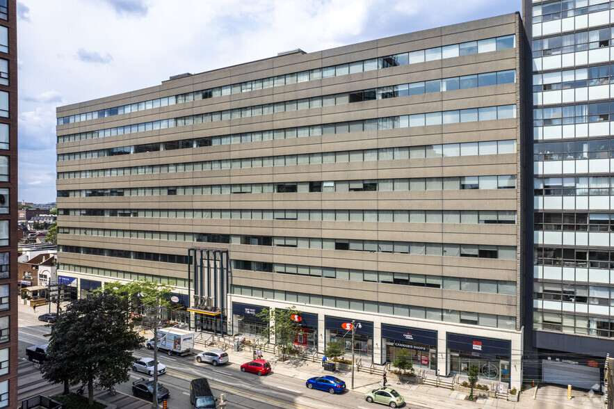 720 King St W, Toronto, ON for rent - Building Photo - Image 1 of 4