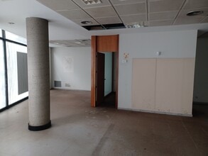 Retail in Terrassa, Barcelona to rent Interior Photo- Image 1 of 3