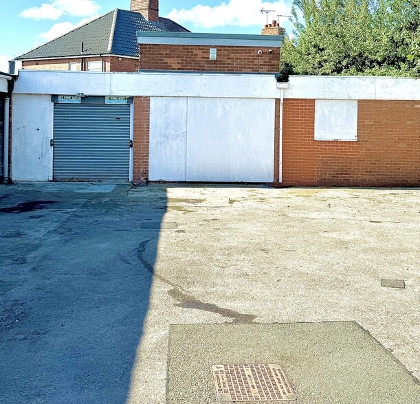 17 Pecks Hl, Mansfield to rent - Building Photo - Image 3 of 3