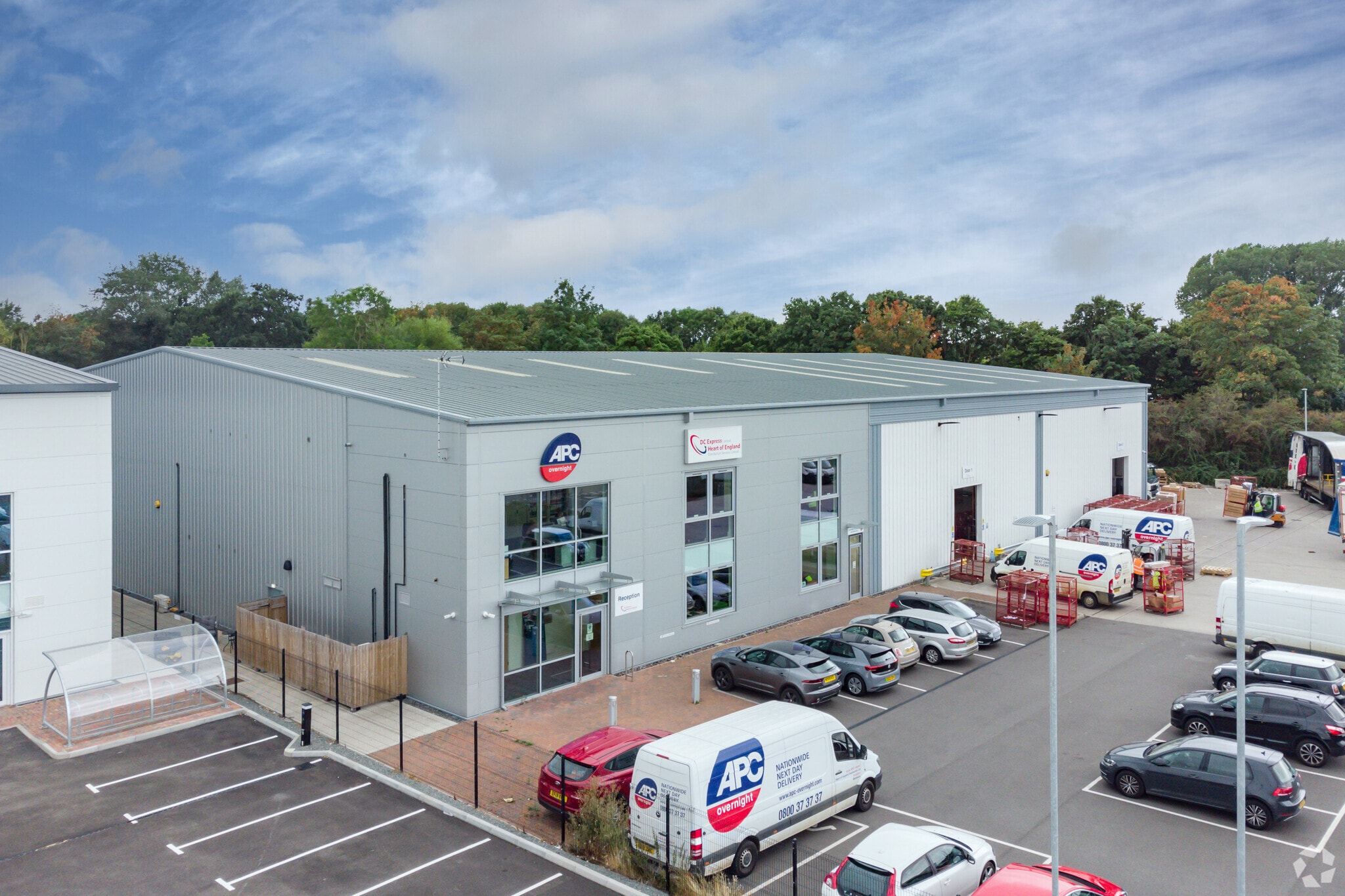 Warwick Byp, Warwick for sale Primary Photo- Image 1 of 1