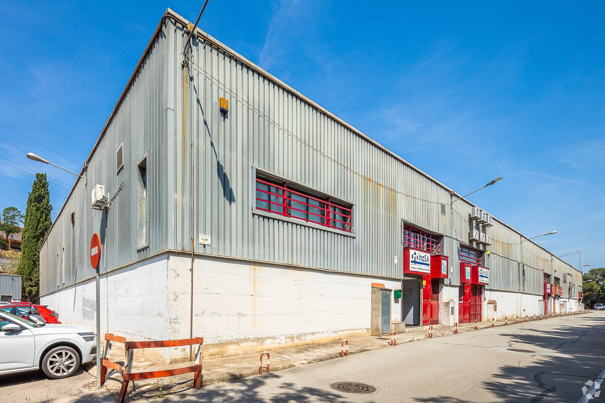 Industrial in Santa Perpètua de Mogoda, Barcelona for sale Primary Photo- Image 1 of 3