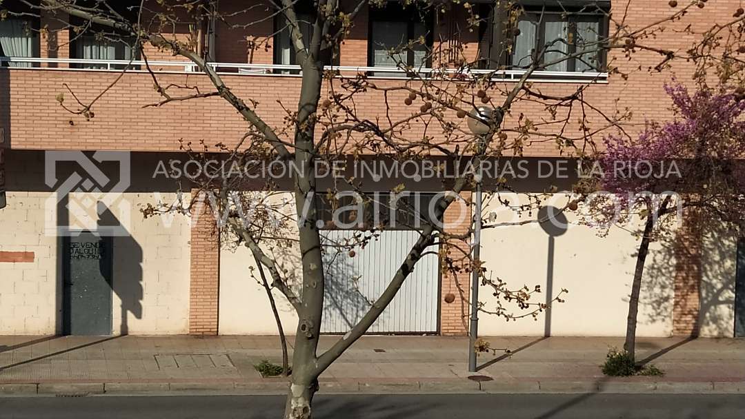 Retail in Logroño, La Rioja to rent Building Photo- Image 1 of 2