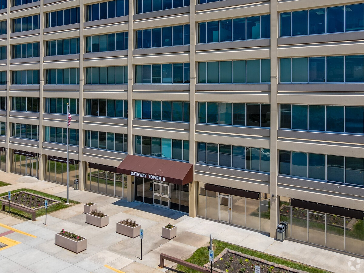 400 State Ave, Kansas City 66101 UK