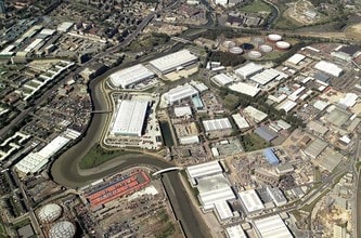 6 South Cres, London, LND - AERIAL  map view