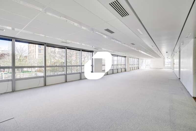 1 Rue De L'Union, Rueil-Malmaison to rent - Interior Photo - Image 1 of 14