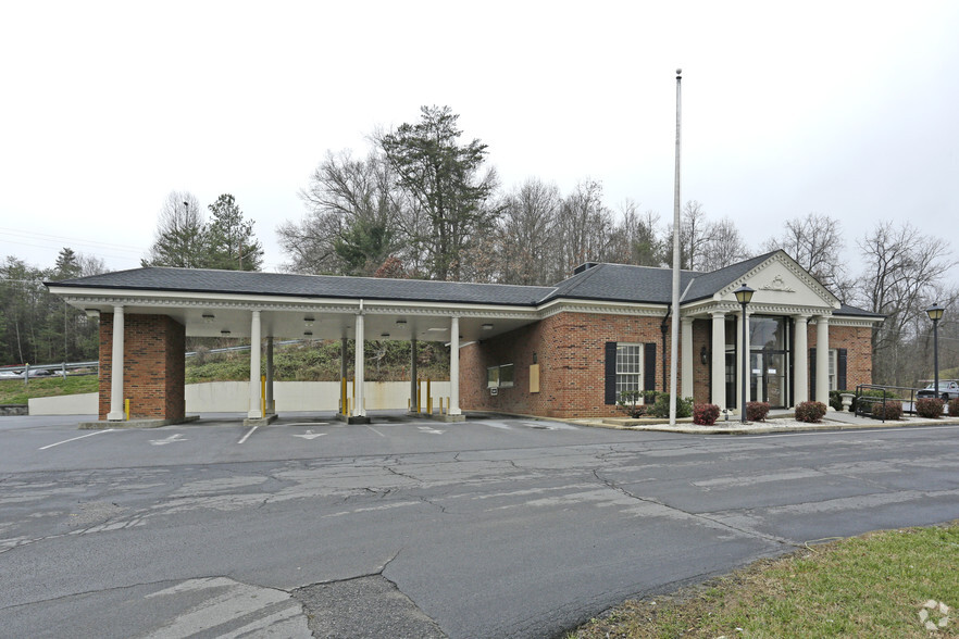 407 W Jackson Blvd, Jonesborough, TN for sale - Primary Photo - Image 1 of 1