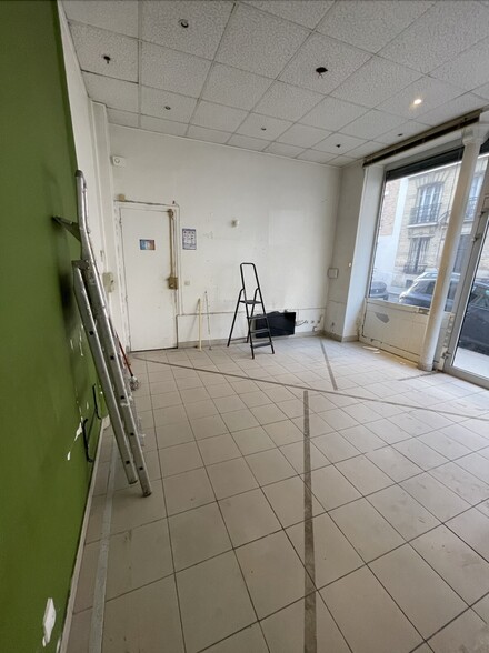 Retail in Paris for sale - Building Photo - Image 3 of 8