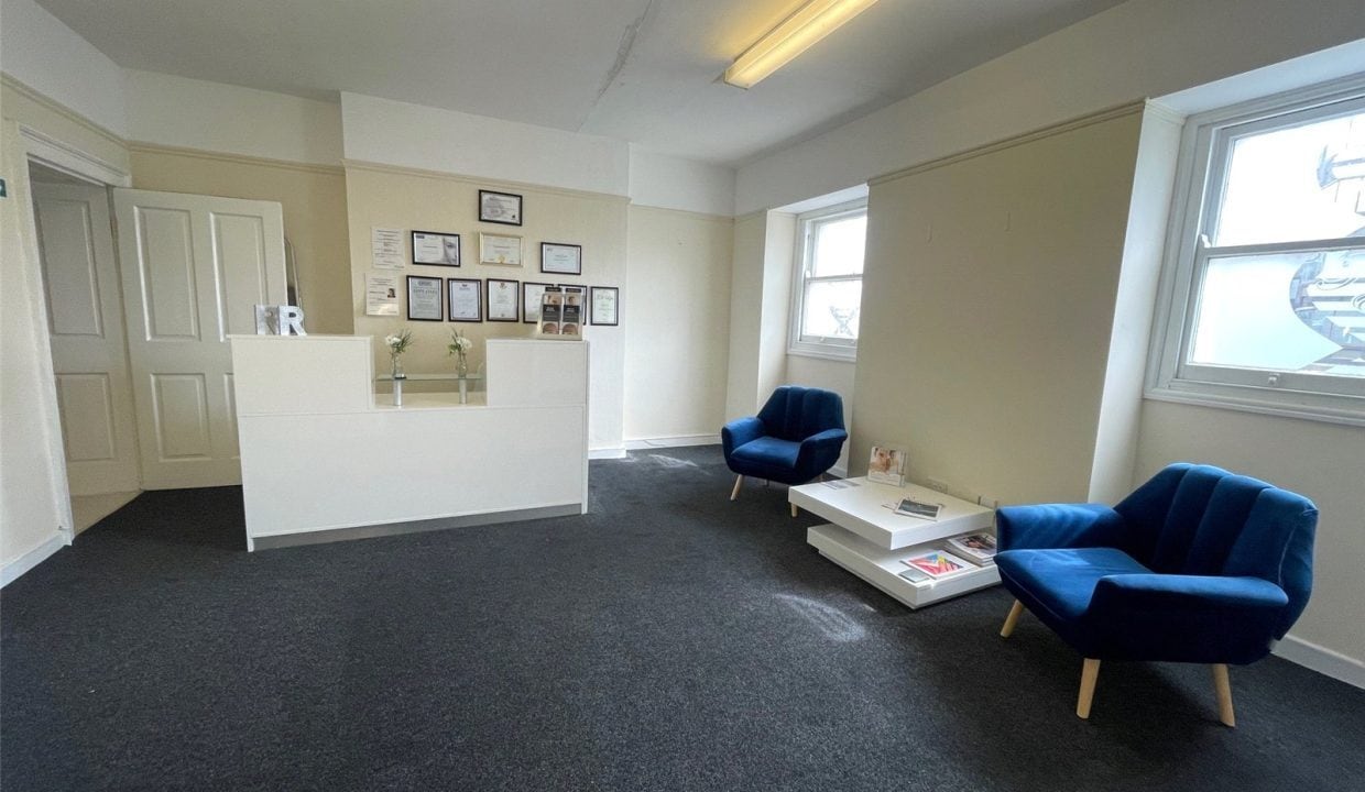 6 Saville Pl, Newcastle Upon Tyne to rent Interior Photo- Image 1 of 2